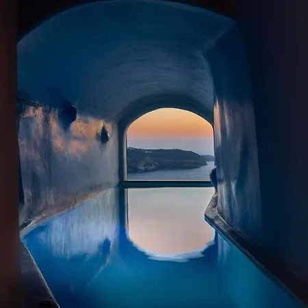 Athermi - Adults Only 3* Fira (Santorini)